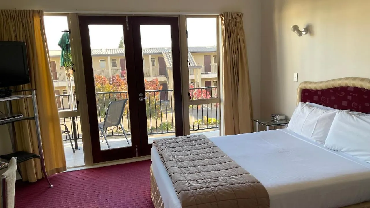 **** Motel Chantillys Motor Lodge Taupo New Zealand